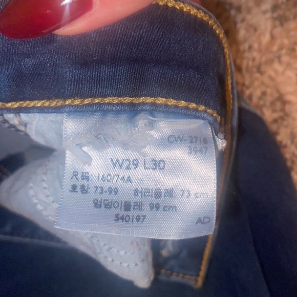 311 Levi Dark Wash Jeans - Picture 4 of 4